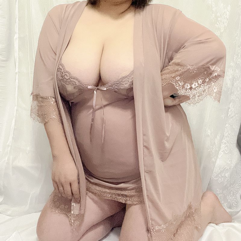 Ensemble de nuit 4 pièces – Nuisette, string et peignoir
